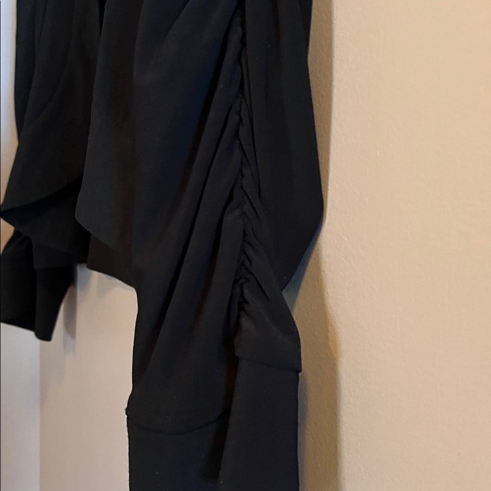Shrug - Picture 2 of 5